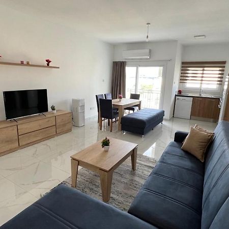 Tetris Apartment Spacious Comfortable Nicosia Luaran gambar