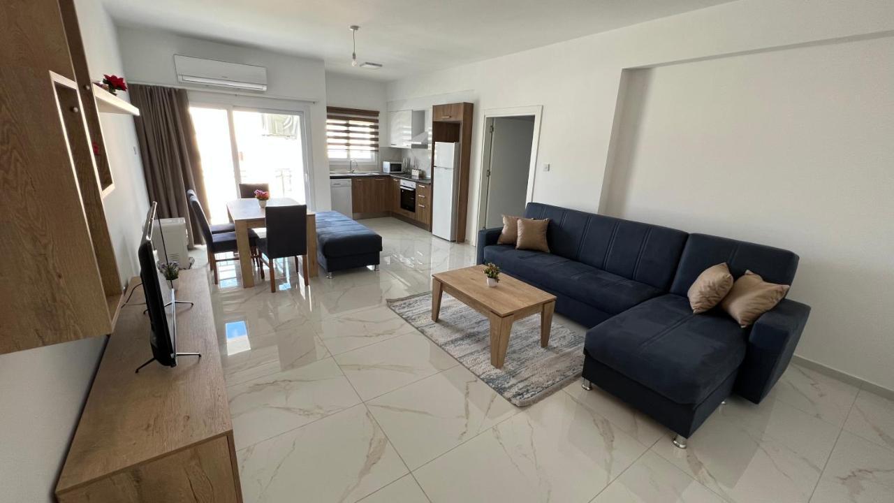 Tetris Apartment Spacious Comfortable Nicosia Luaran gambar