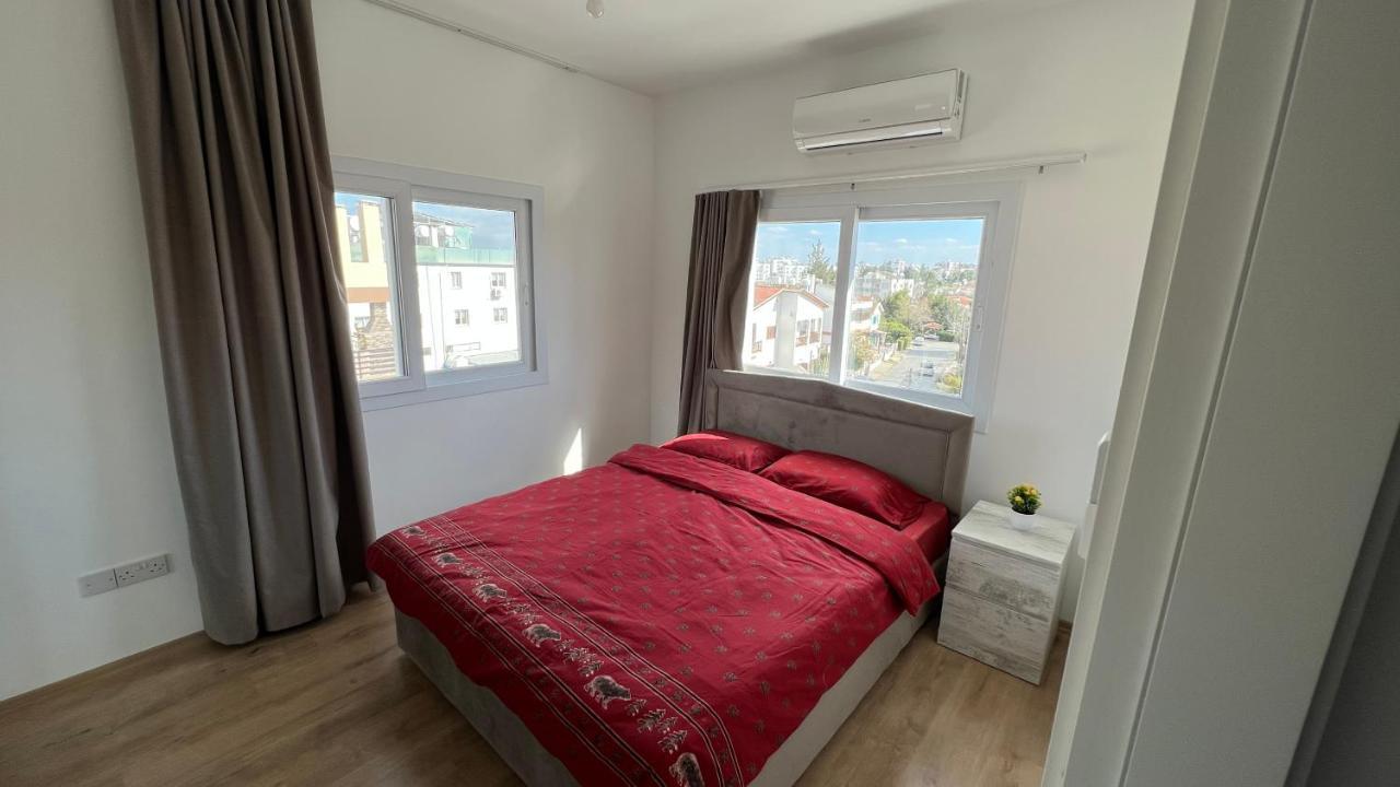 Tetris Apartment Spacious Comfortable Nicosia Luaran gambar