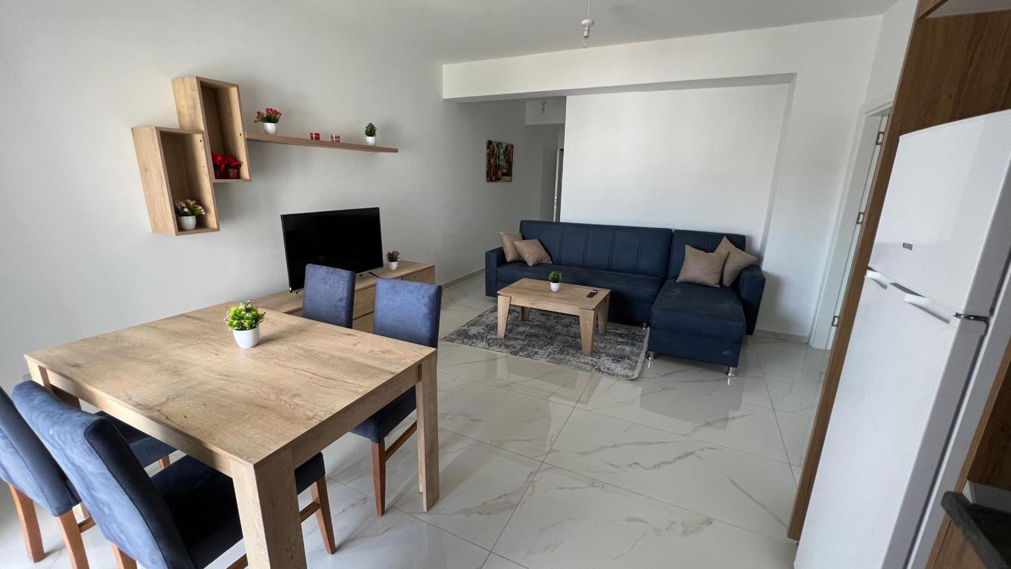 Tetris Apartment Spacious Comfortable Nicosia Bilik gambar