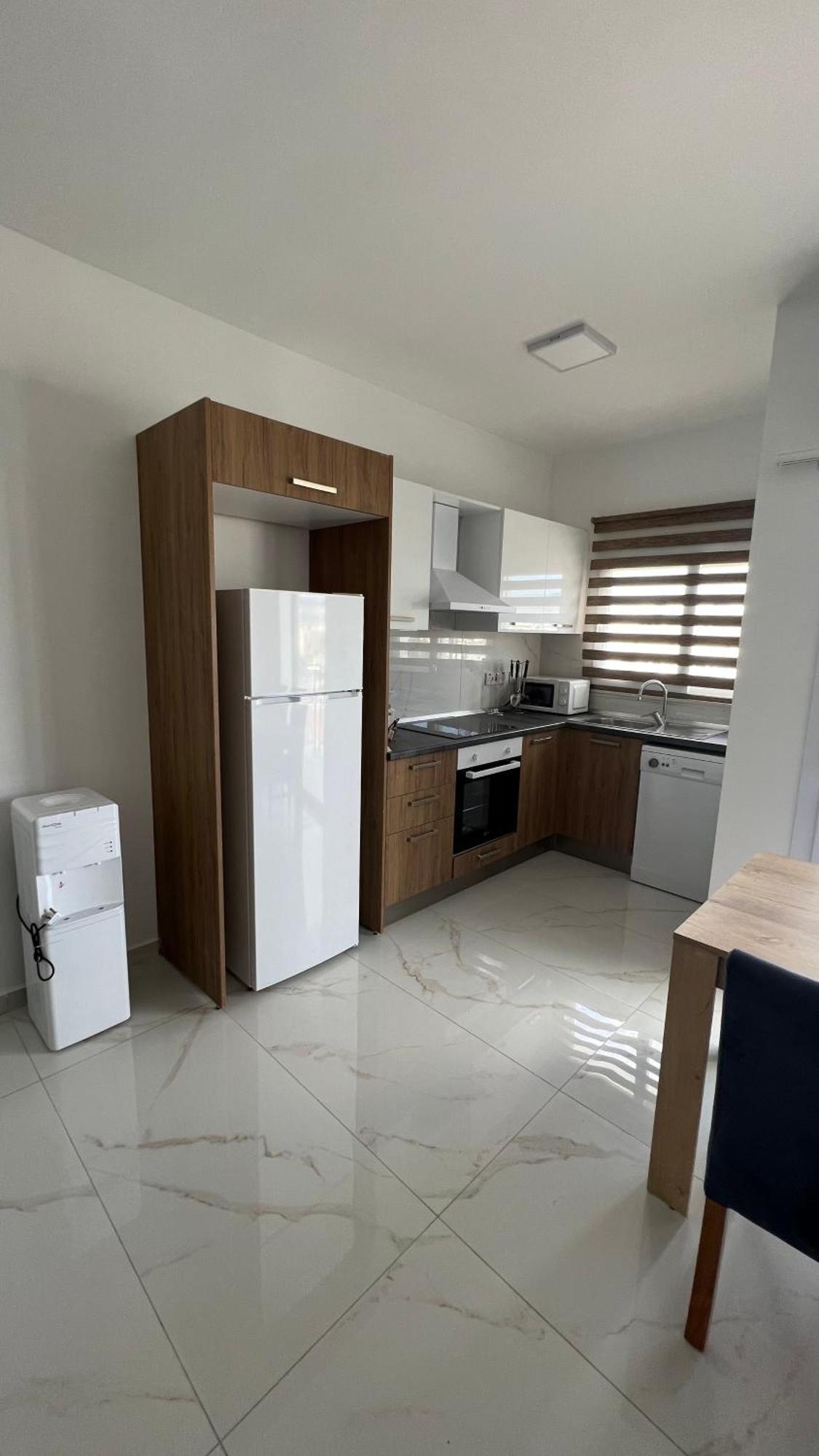 Tetris Apartment Spacious Comfortable Nicosia Bilik gambar