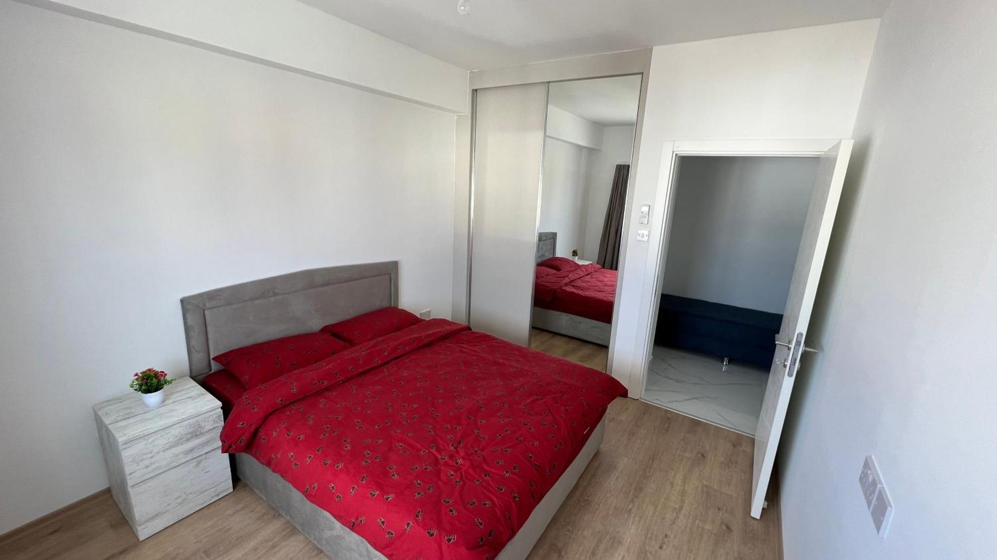 Tetris Apartment Spacious Comfortable Nicosia Bilik gambar
