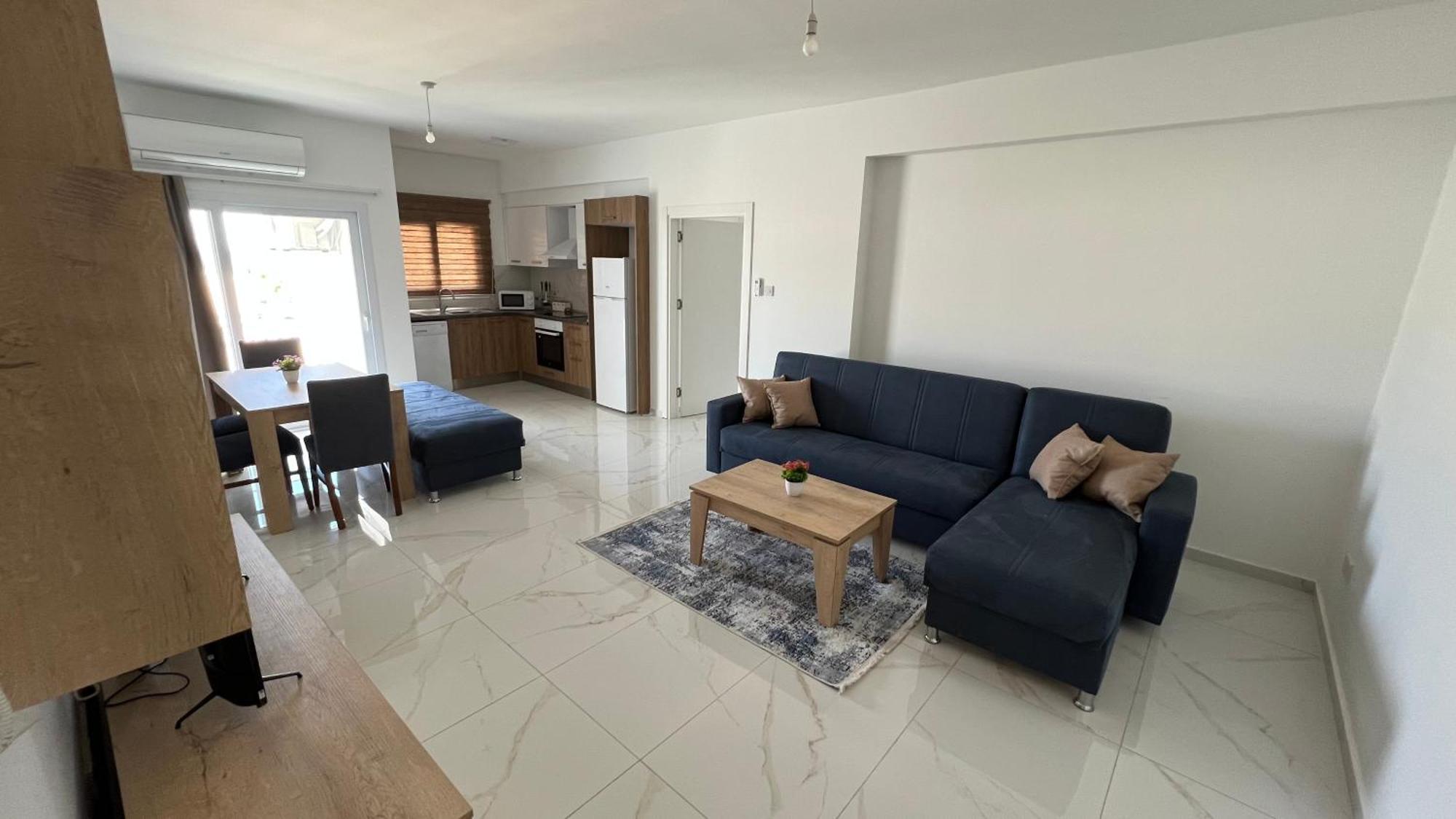 Tetris Apartment Spacious Comfortable Nicosia Bilik gambar