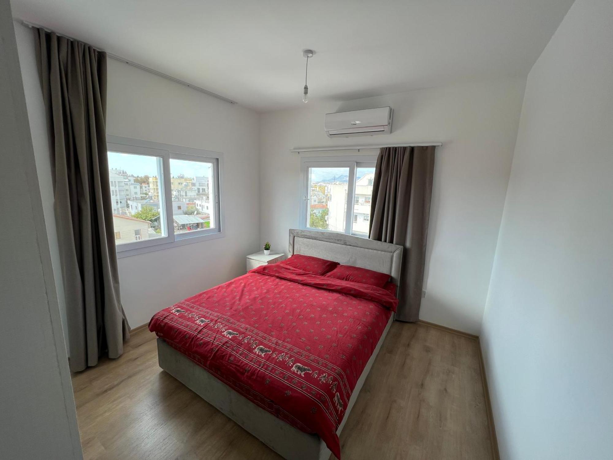 Tetris Apartment Spacious Comfortable Nicosia Bilik gambar
