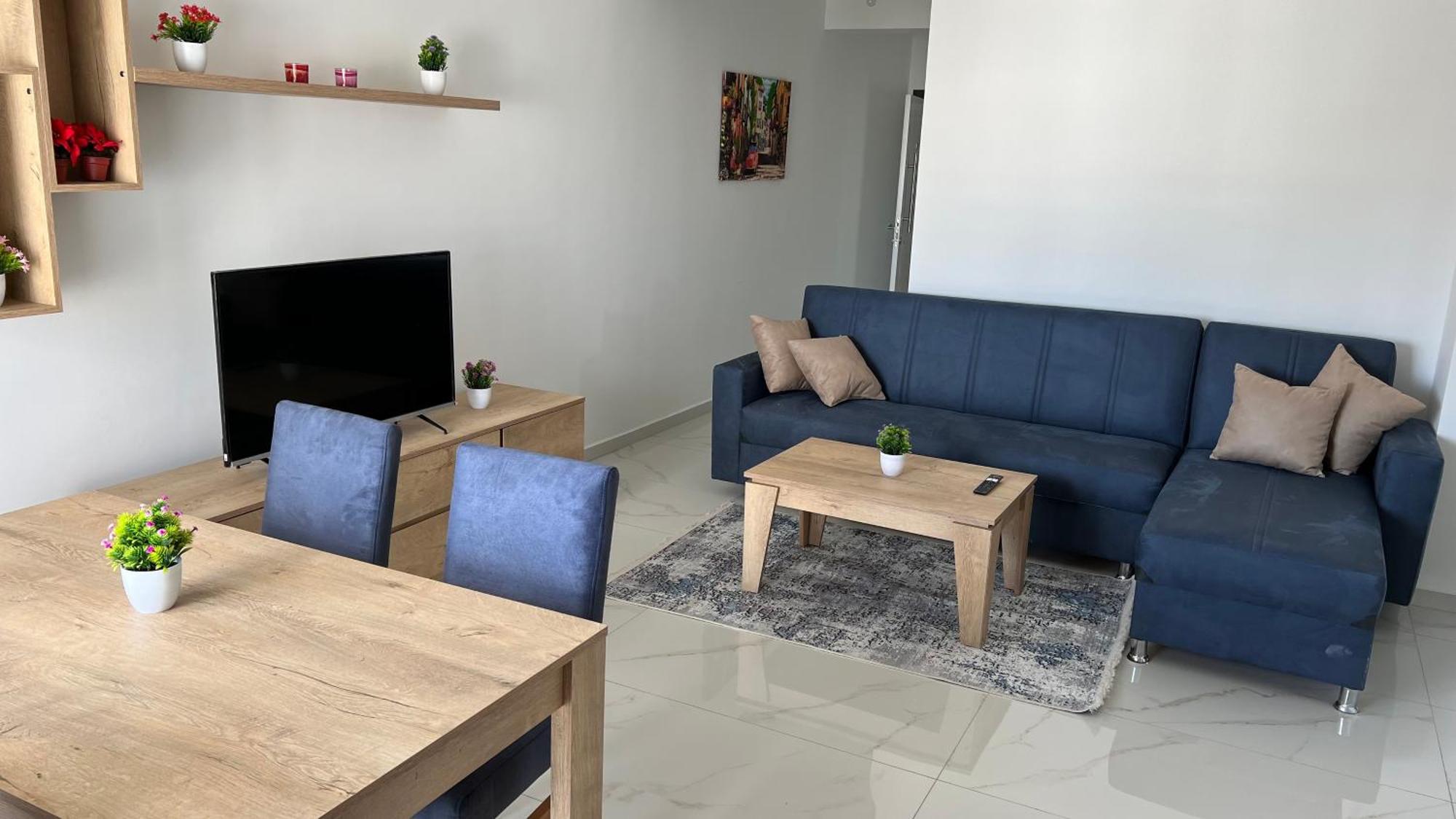 Tetris Apartment Spacious Comfortable Nicosia Bilik gambar