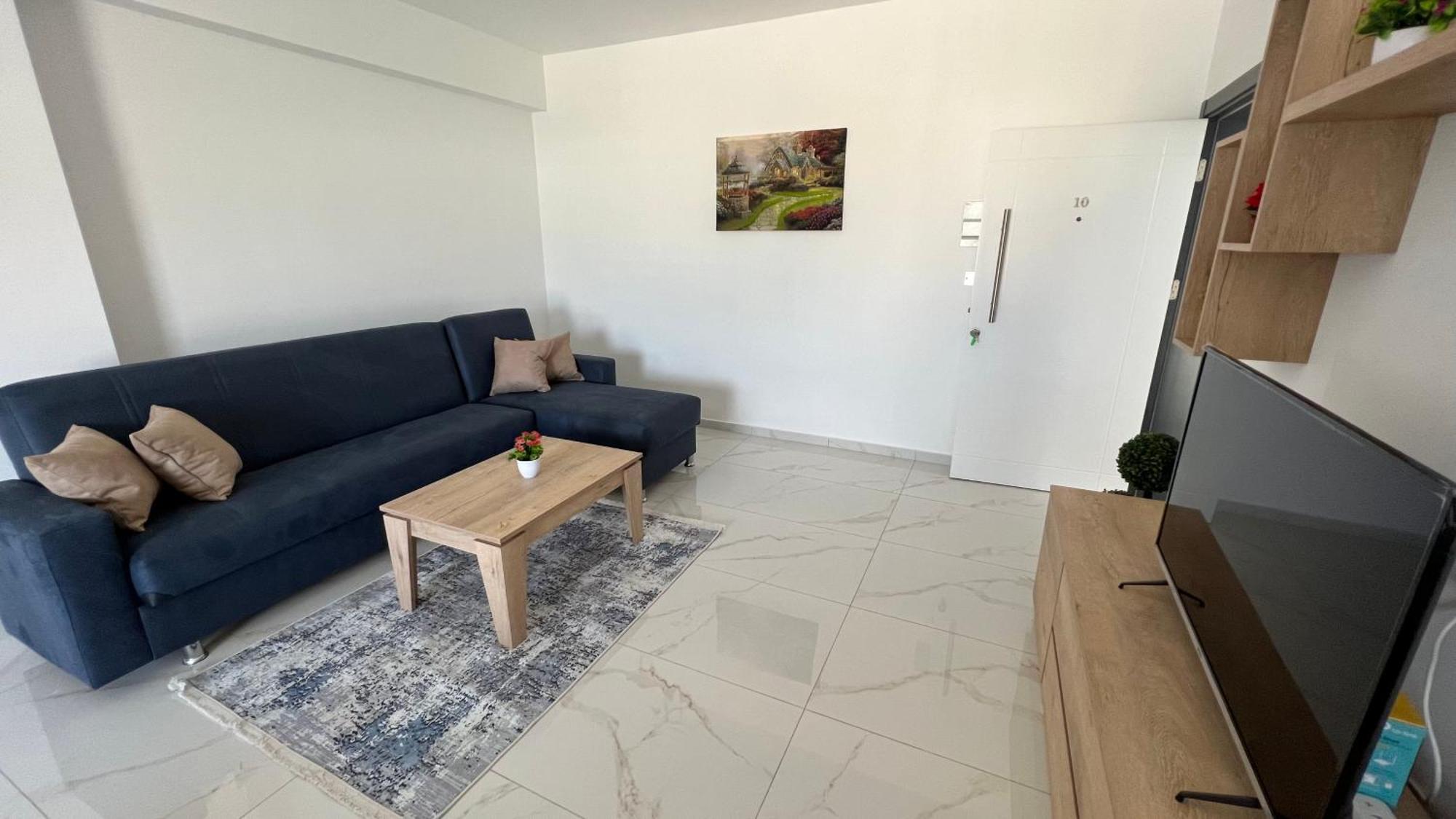 Tetris Apartment Spacious Comfortable Nicosia Bilik gambar