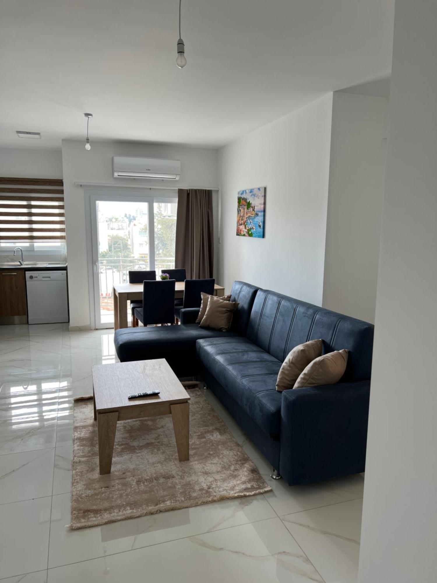 Tetris Apartment Spacious Comfortable Nicosia Bilik gambar