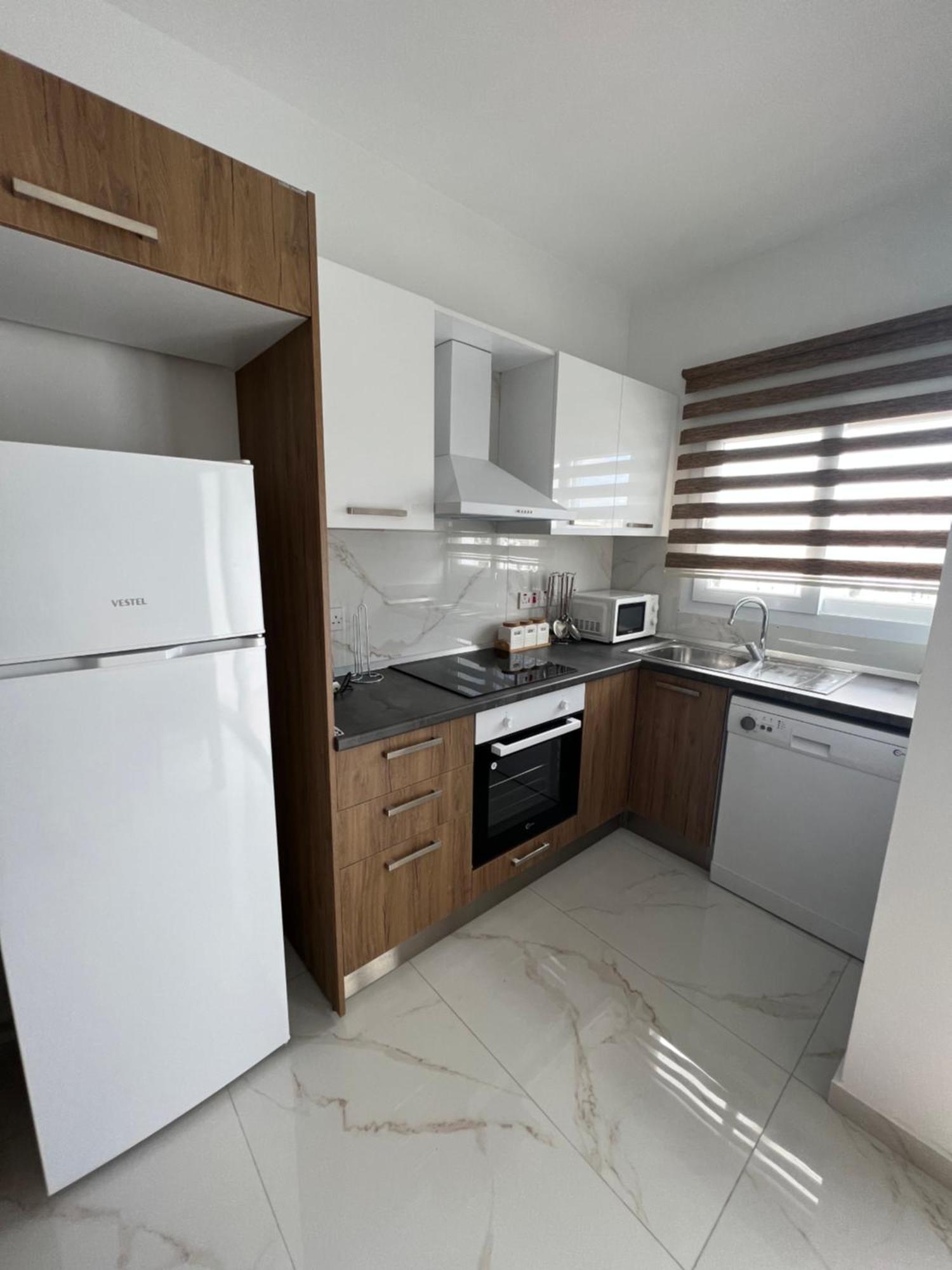 Tetris Apartment Spacious Comfortable Nicosia Bilik gambar