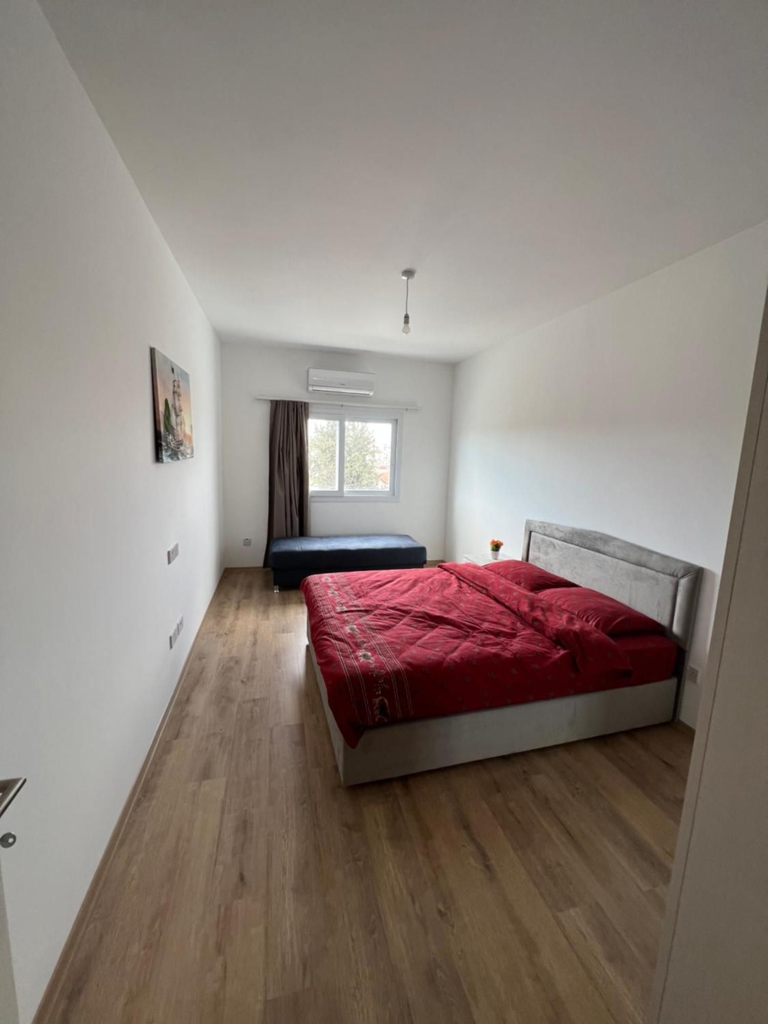 Tetris Apartment Spacious Comfortable Nicosia Bilik gambar