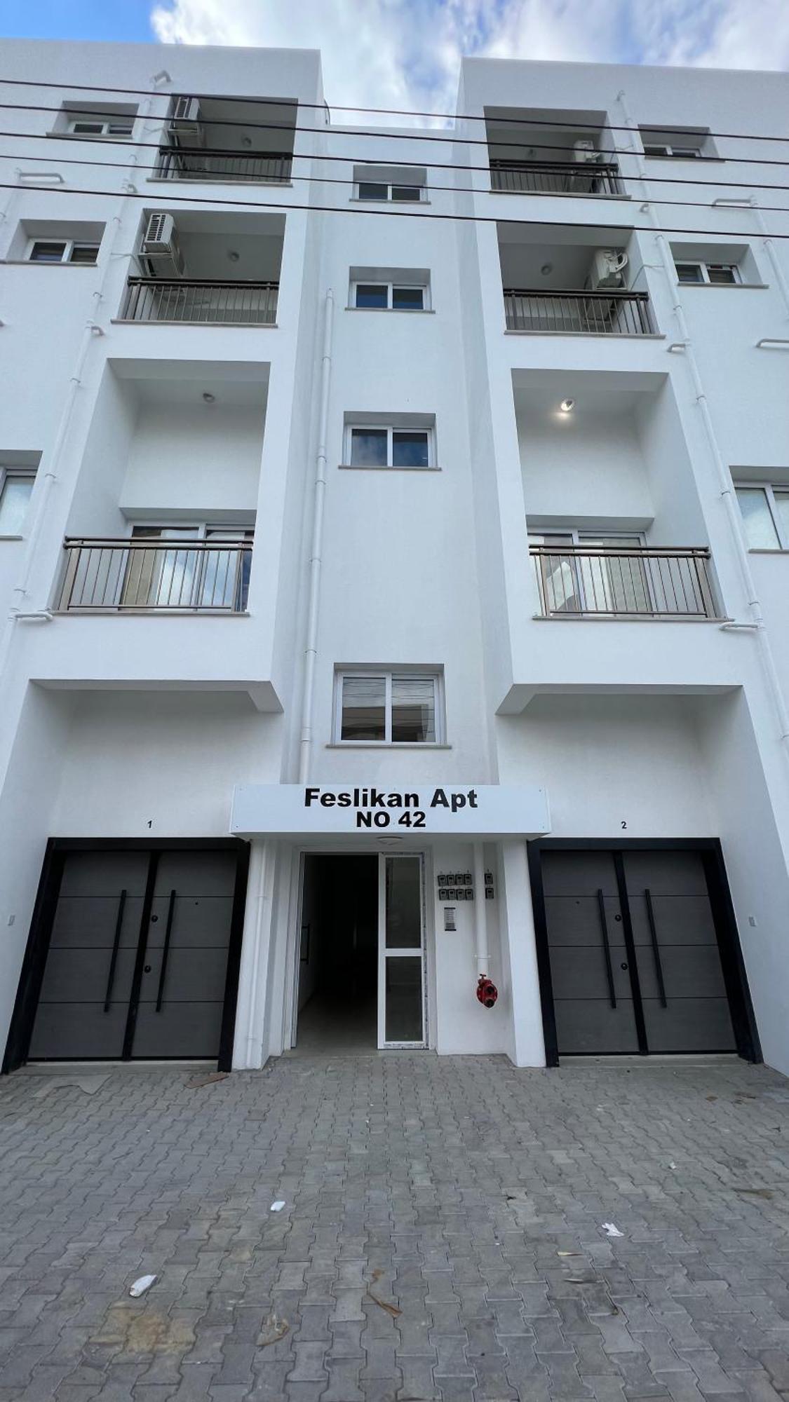 Tetris Apartment Spacious Comfortable Nicosia Bilik gambar