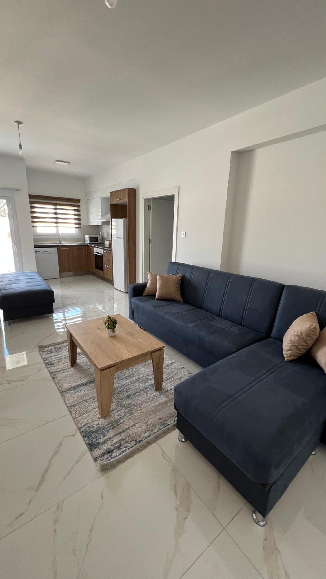 Tetris Apartment Spacious Comfortable Nicosia Bilik gambar