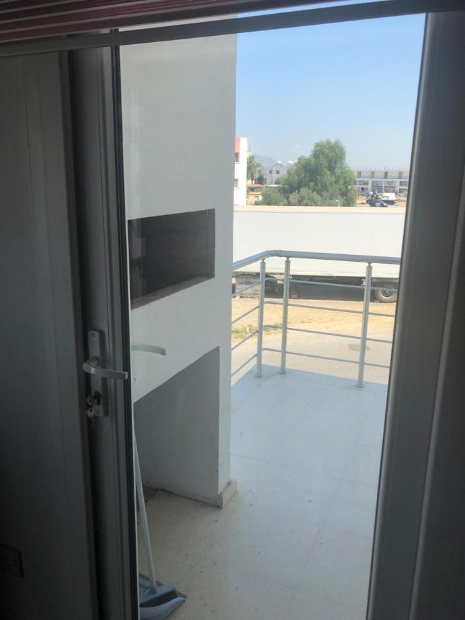 Tetris Apartment Spacious Comfortable Nicosia Luaran gambar